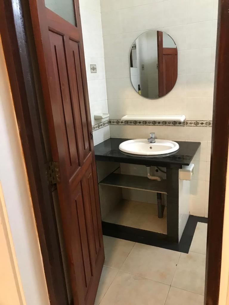 Ice Berg Leilighet Dehiwala-Mount Lavinia Rom bilde